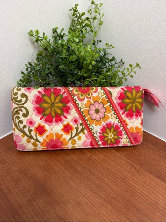 Vera Bradley Handbags - Vera Bradley Flockloric Wallet Organizer Floral EUC